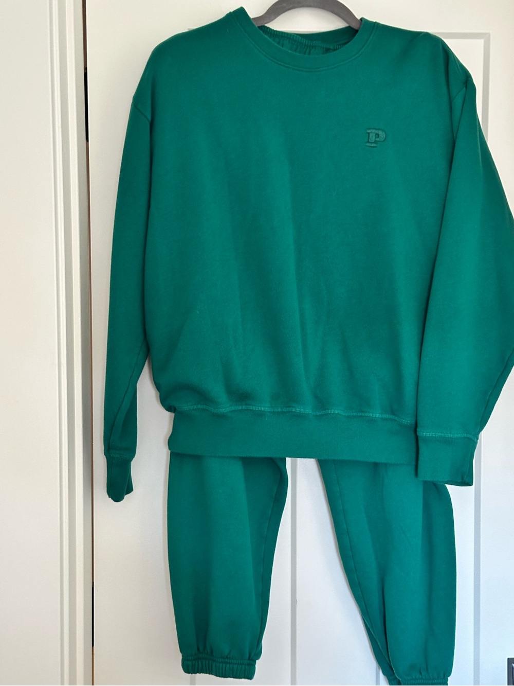 PINK Victoria’s Secret jogger set small/medium green